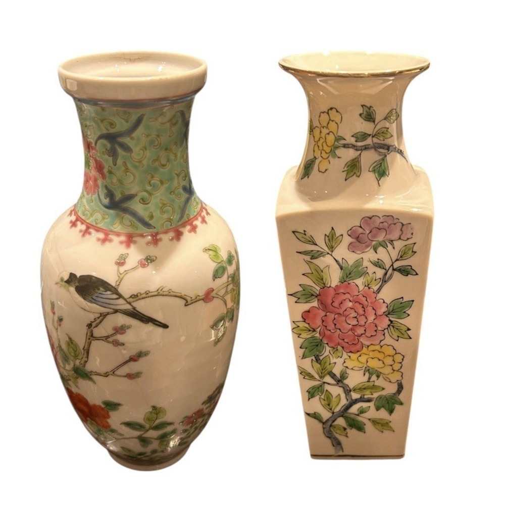 Chinese Porcelain Vase Famille Rose Qing Or Republic Period Export Style (TWO)